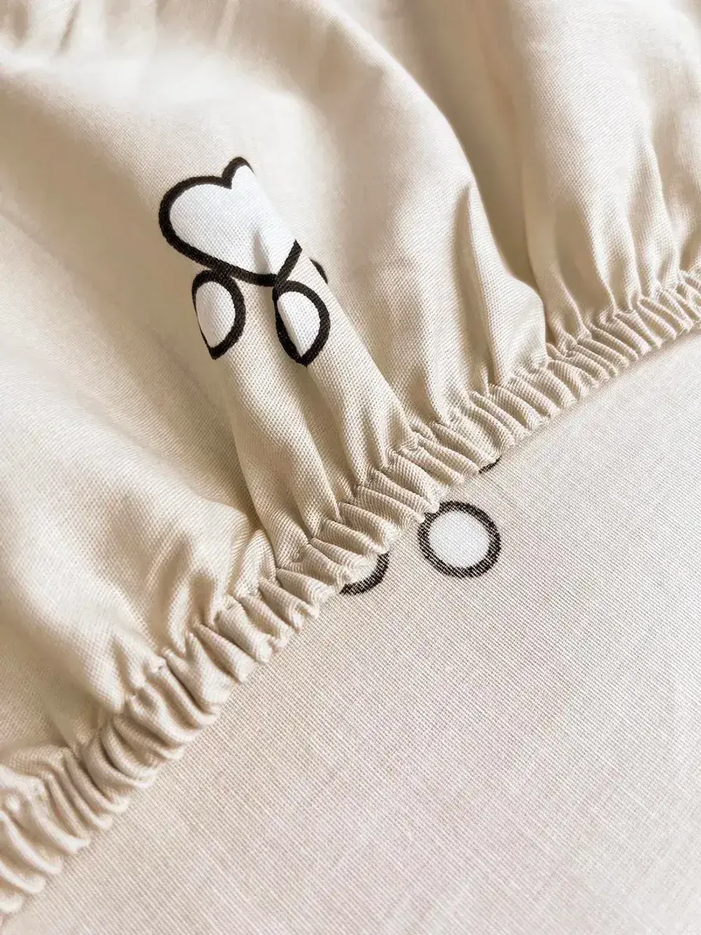 Простынь на резинке "КОТИКИ (компаньон)" 140х200 см Сказка сатин