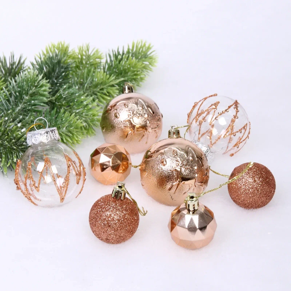 Набор шаров «Winter magic» 6 см + 4 см (24 предмета), Шампань