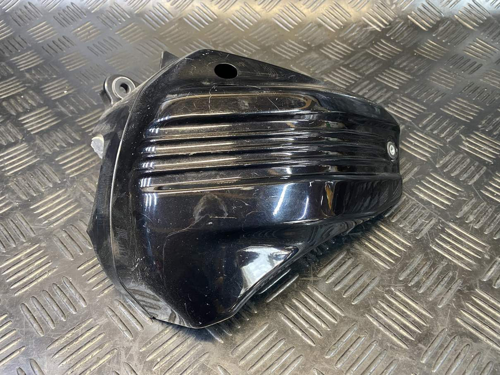 Крышка правая Yamaha Stratoliner XV1900 VP23