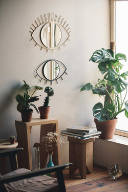 Зеркало настенное Cyclops среднее черное Doiy