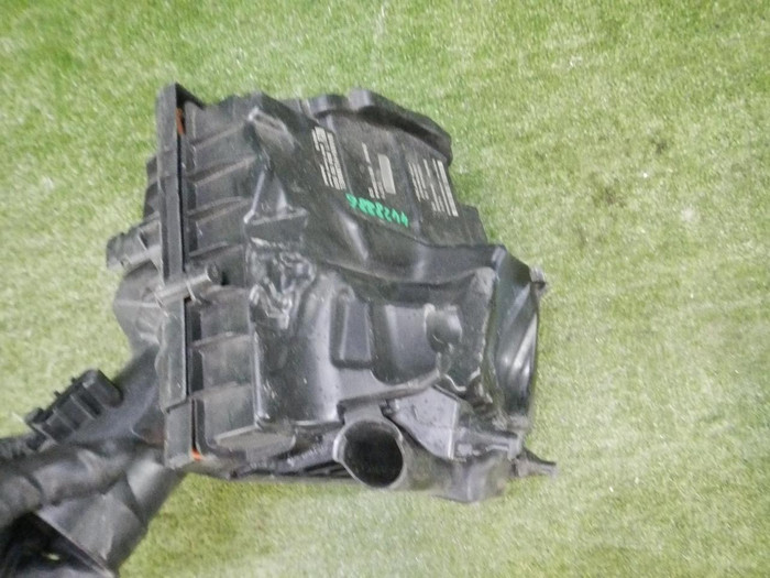 Корпус воздушного фильтра BMW X1 F48 (2015-2022)