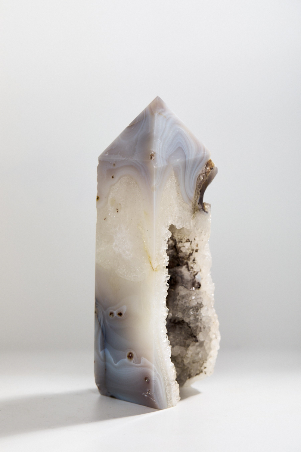 Агат с жеодой призма