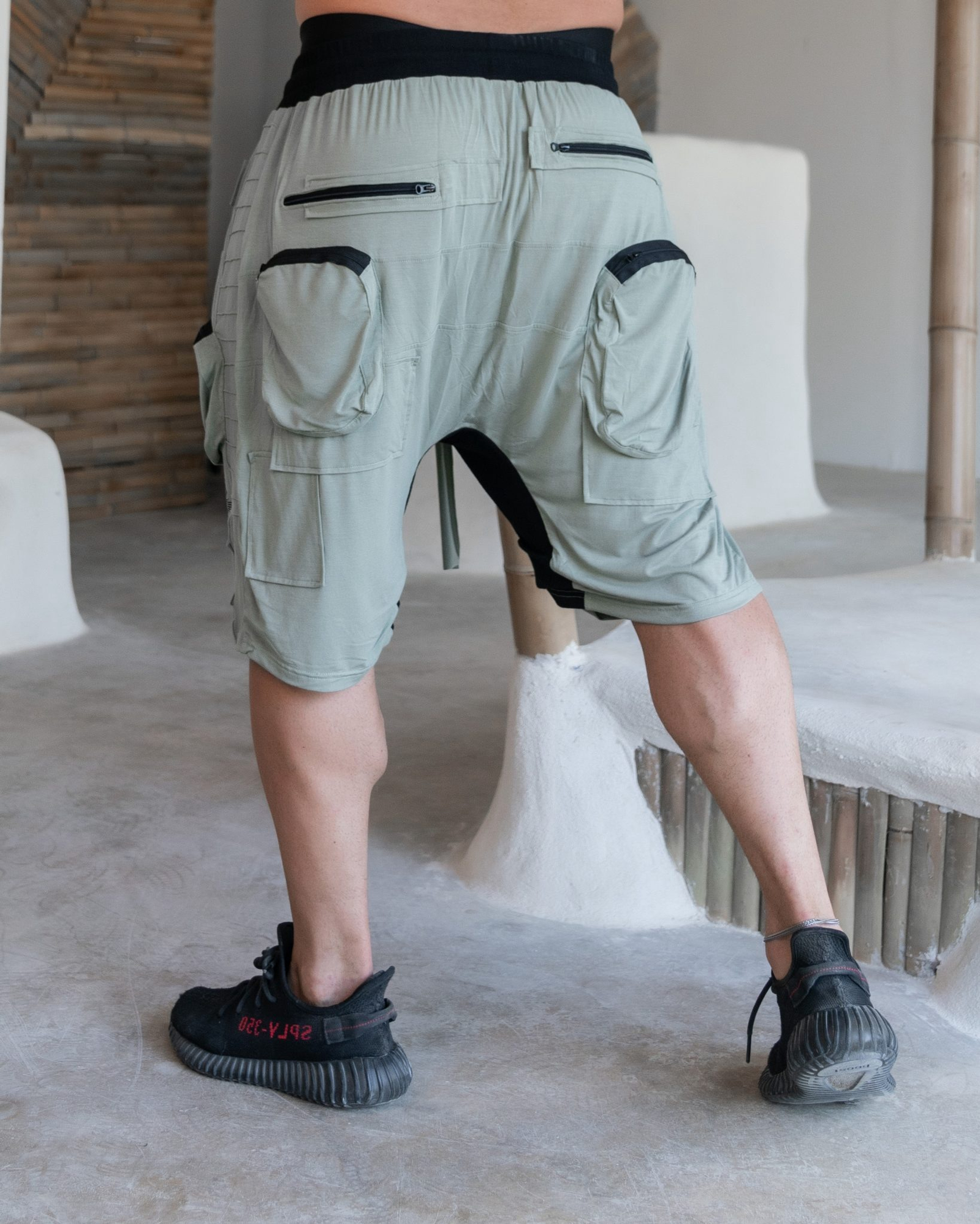 Шорты BODY ENGINEERS AIALCHEMIST Shorts Matte Green