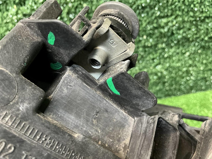 Битая Фара правая Mercedes GLE W166 (15-18) LED