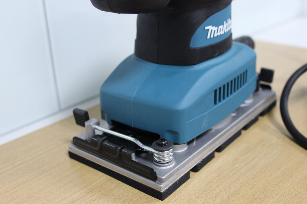 Плоскошлифовальная машина Makita BO3710, 190 Вт