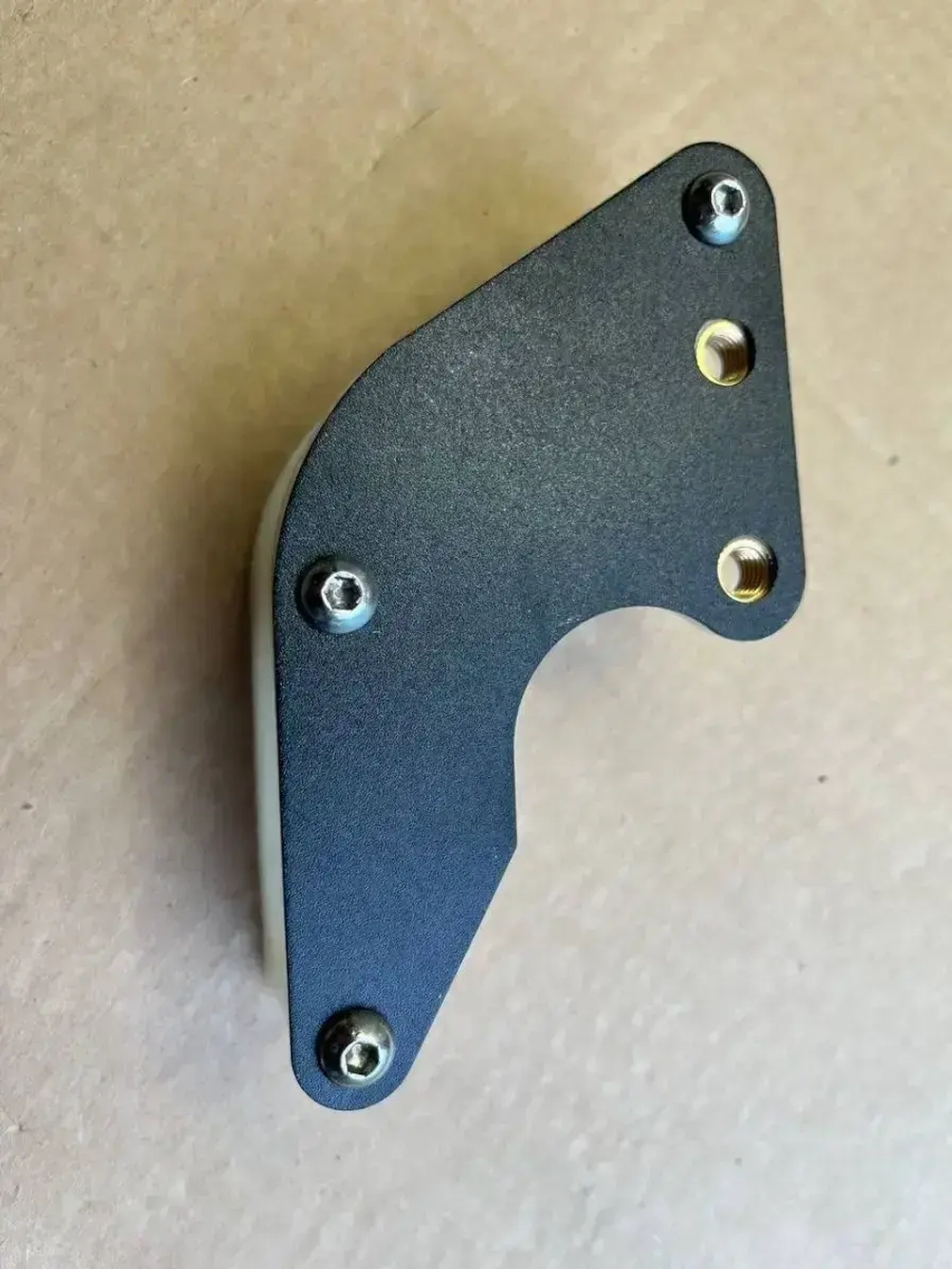 '- Ловушка приводной цепи для питбайка (универсальная)