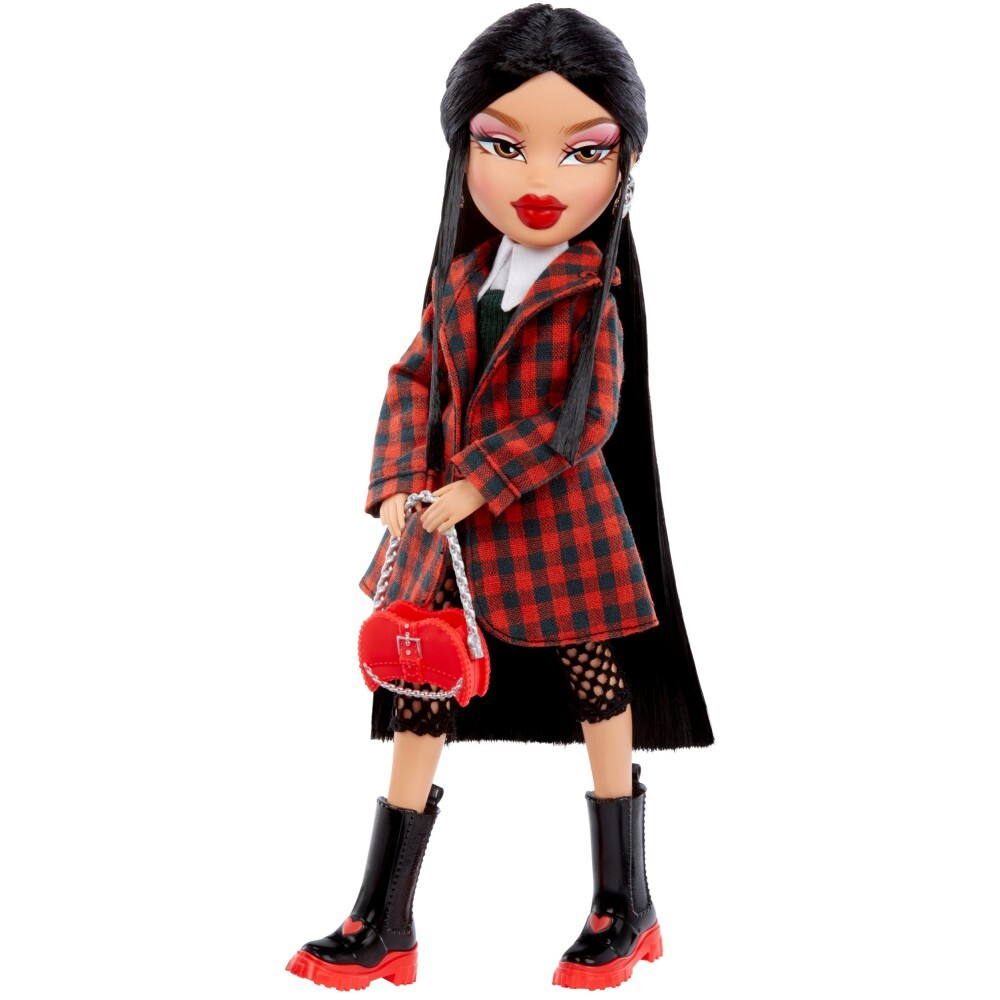 Bratz - Нефритовая кукла + 10 аксессуаров 505228 / артикул   505198 505228  / GTIN 035051505228