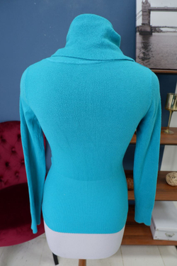 Джемпер однотонный 40-42 размер