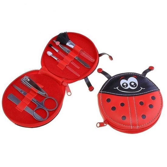 Набор маникюрно-косметический в футляре, 7 предметов