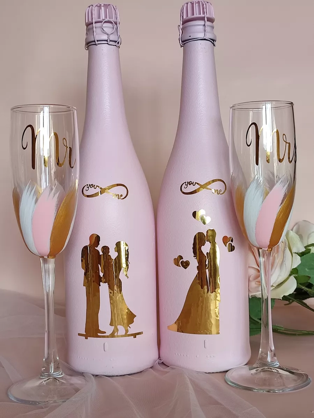 Наклейки свадебные зеркальное золото на бокалы и бутылки.