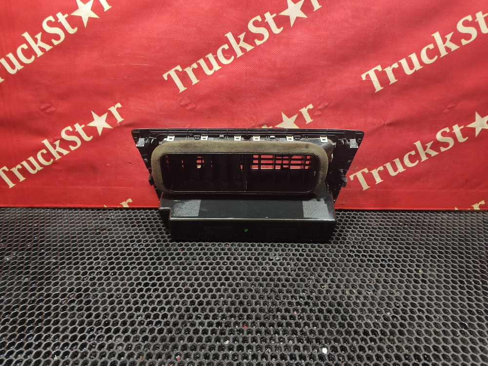 Дефлектор торпедо центральный 2023г