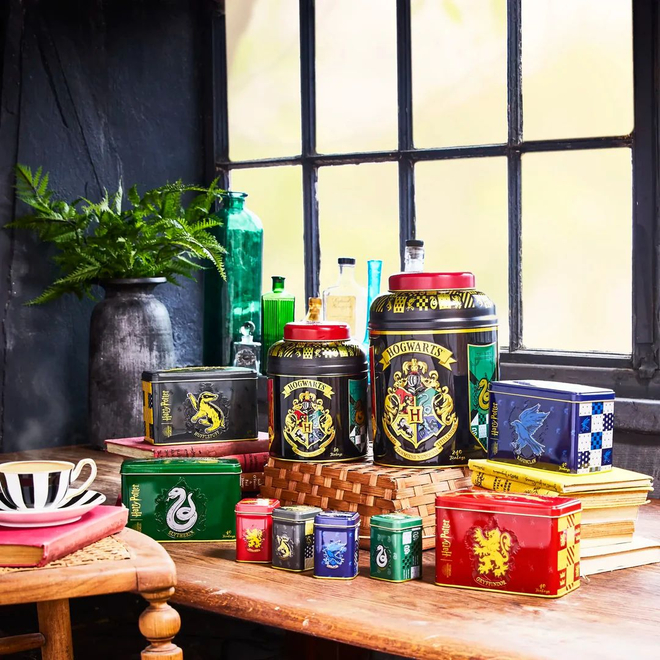 New English Teas Большой набор листового чая и чая в пакетиках Winnie The Pooh Collector's Set