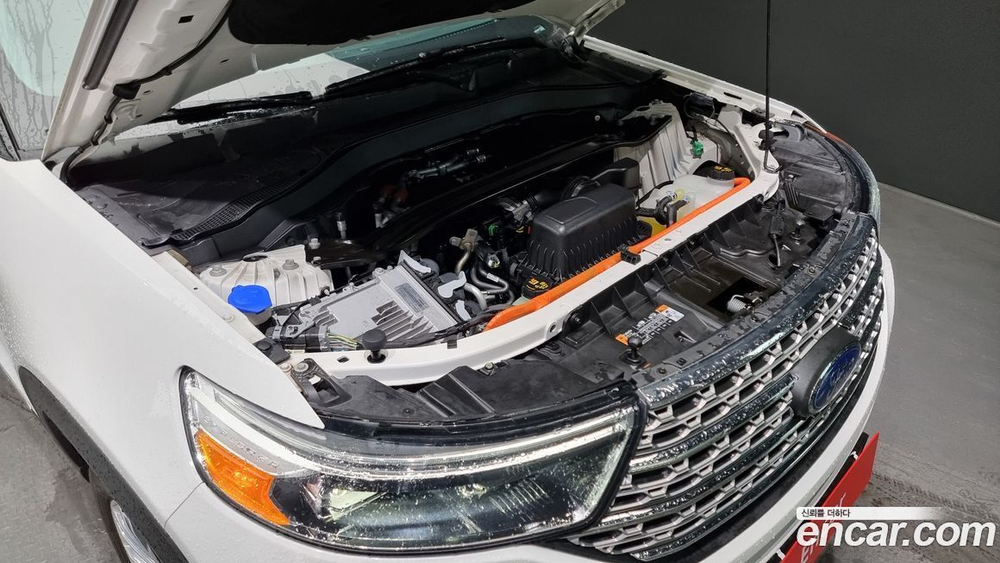 Ford Explorer 6 Generation 3.3 Hybrid (08.2022)