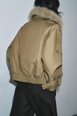 ZARA СТЕГАНОЕ ПАЛЬТО С ВОРОТНИКОМ ИЗ ИСКУССТВЕННОГО МЕХА — ZW COLLECTION, СВЕТЛЫЙ ХАКИ