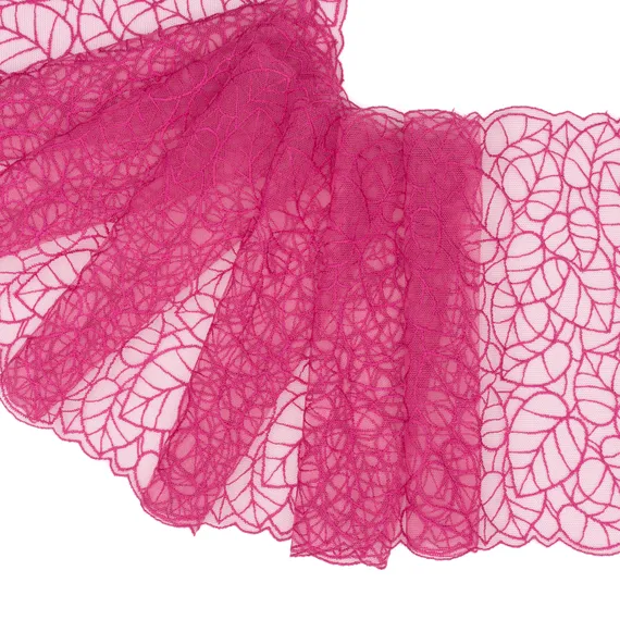 Вышивка на сетке фуксия 22 см