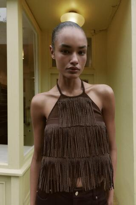 ZARA ТОП С БАХРОМОЙ И БЛЕСТЯЩИМ ЭФФЕКТОМ ЗАМШИ, КОРИЧЕВЫЙ