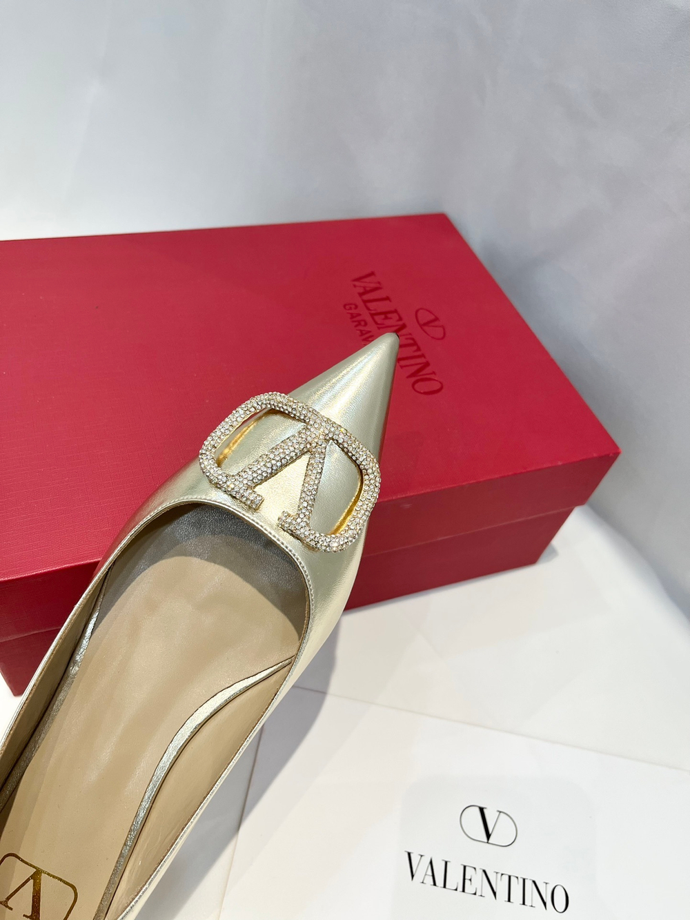 Valentino Vlogo Ballet Flat