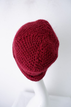 Шапка вязаная бордо