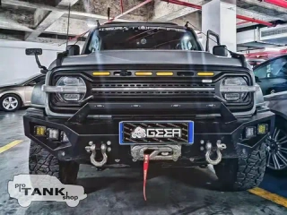 TANK 300 Решетка радиатора GEEA (желтые габариты сверху)