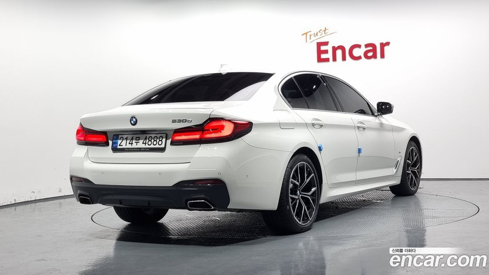 BMW 5 Series (G30) 530e M Sports (07.2021)