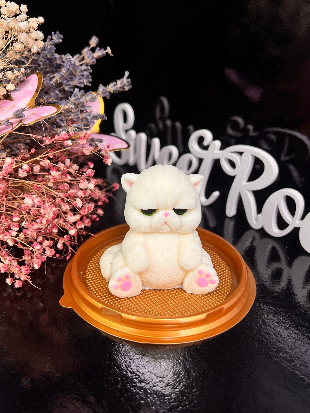Шоколадная фигурка Котик пухляш (глазурь)