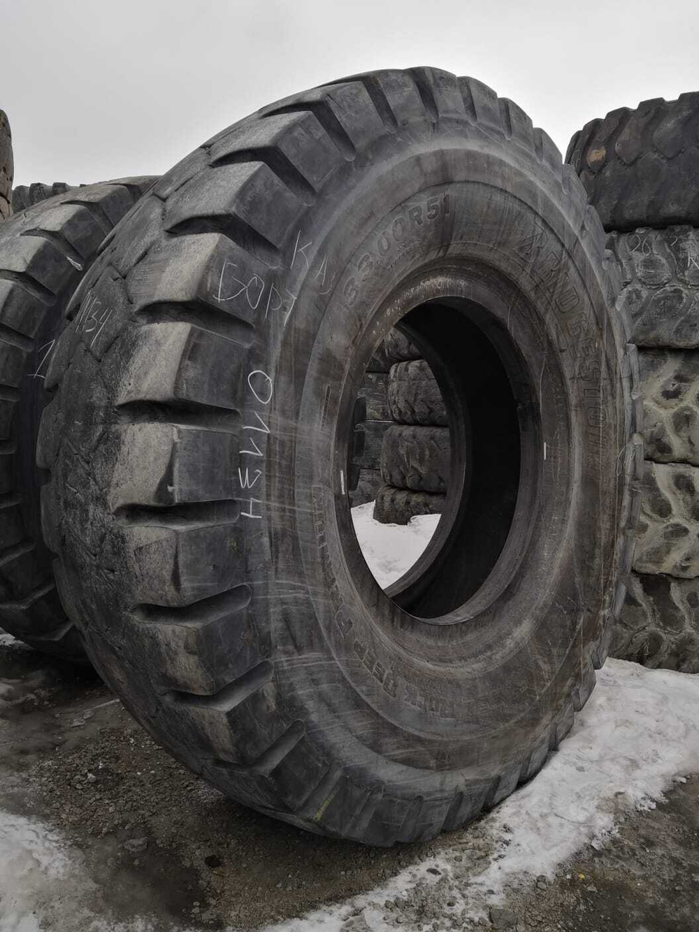 33.00R51 Bridgestone VRDP шина б/у