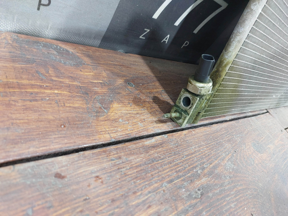 Радиатор кондиционера Mercedes E (W213), C (W205) Б/У Оригинал A0995000454