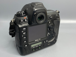 Nikon D3s 63.000 кадров