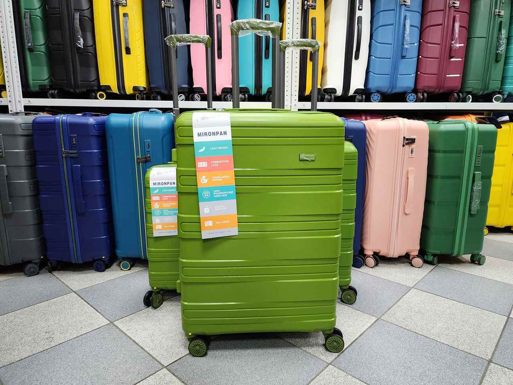 Чемодан Большой (L) полипропилен "Mironpan" съёмные колёса