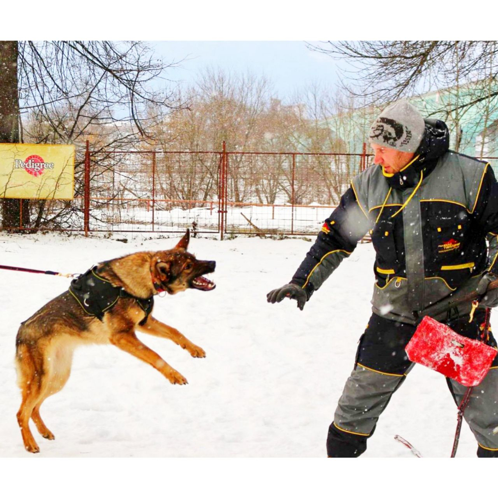 Костюм для дрессировщика Fordogtrainers «PROTECTIVE SUIT» из мембранной ткани.