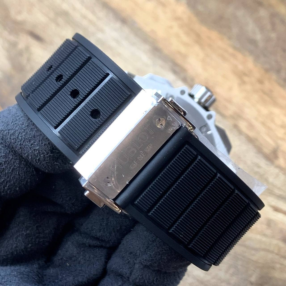 Часы Hublot