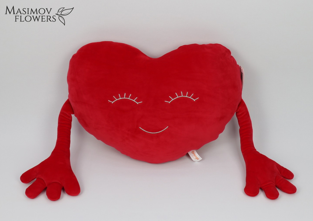 Подушка сердце красное