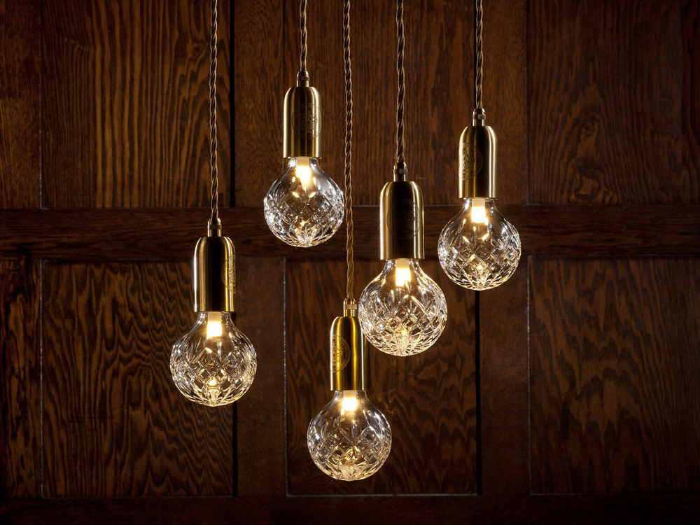 Подвесной дизайнерский светильник Crystal Bulb by Lee Broom (18 подвесов)