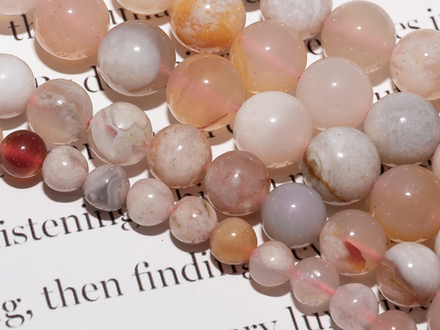 Нить бусин из агата 8,5мм