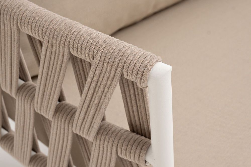 "Диего" диван 2-местный плетеный из роупа, каркас алюминий белый муар, роуп бежевый круглый, ткань бежевая 15052