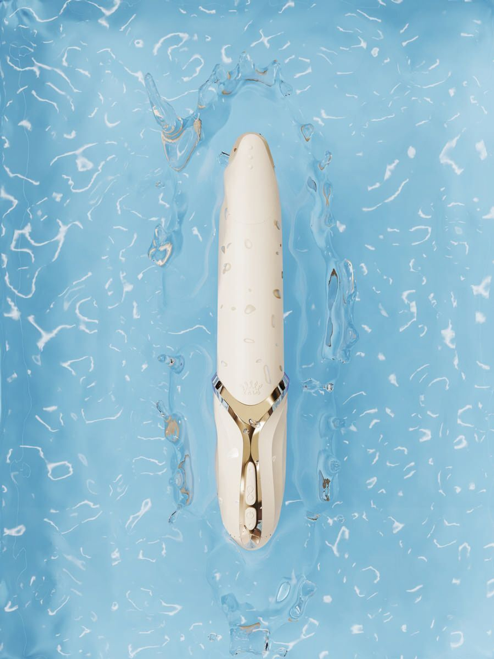 Бежевый вибростимулятор с имитацией оральных ласк и функцией нагрева Eve (Цвет: бежевый)