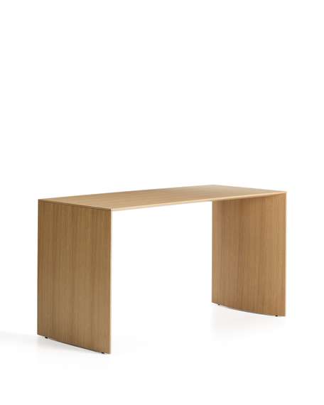 Письменный стол из дубового шпона Litto, 140 x 60 см