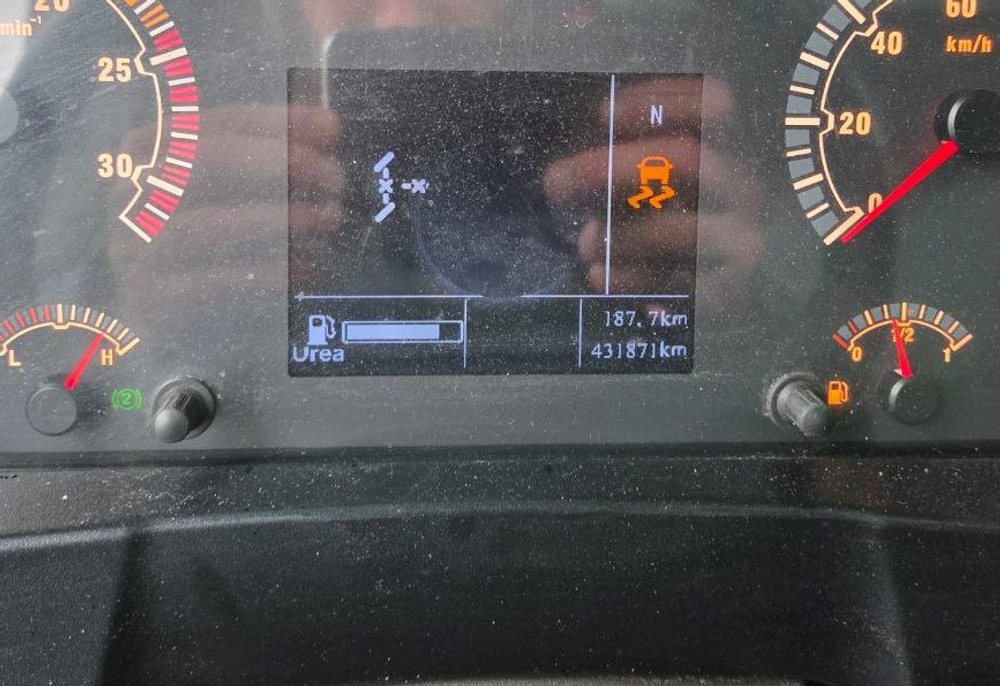 SITRAK C7H 6x4 Седельный тягач ZZ4256V364HE (Дизельный, 10,5 л, 441 л.с., MT)