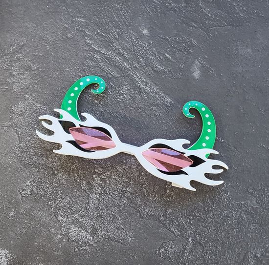 Очки Черт жёлтые с зелёным