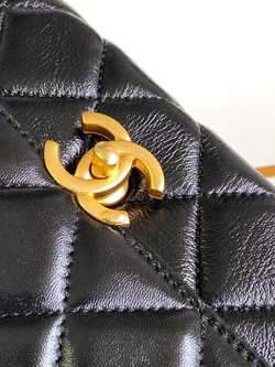 Chanel Bag 20 cm