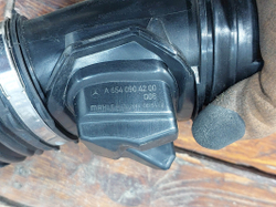 Патрубок с расходомером Mercedes S (W222) 13-20 Б/У Оригинал A6540904200