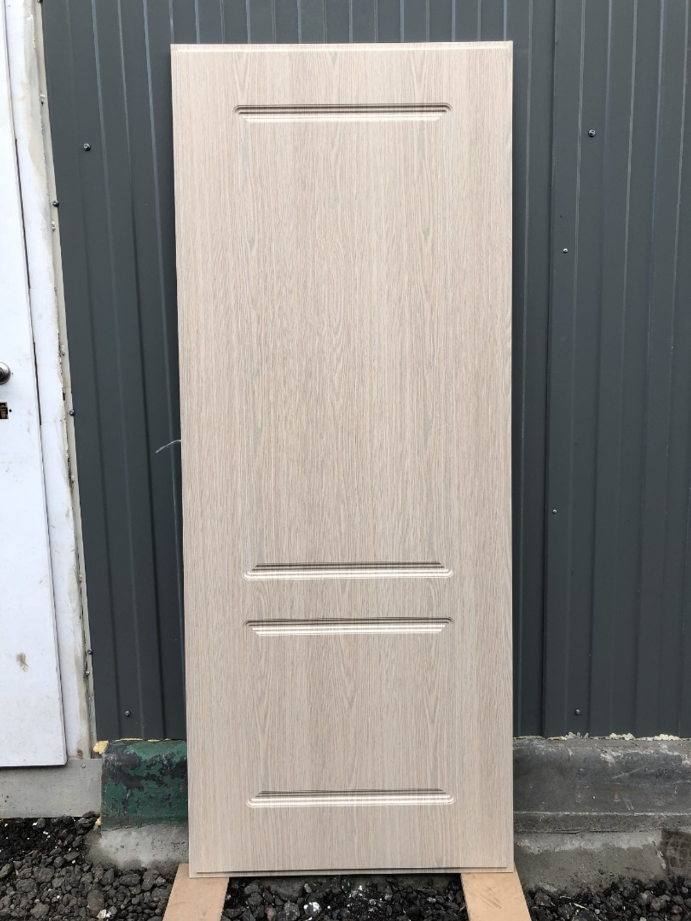 Входная металлическая дверь RеX (РЕКС) Премиум S лиственница серая / ФЛ 117 Беленый дуб