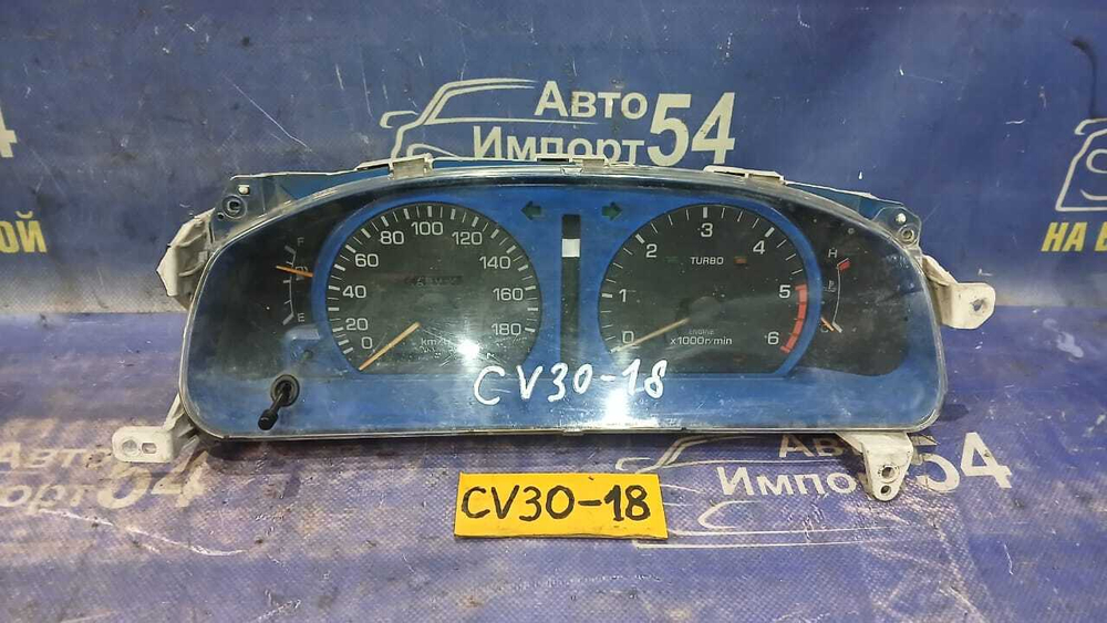 Щиток приборов TOYOTA CAMRY 1992