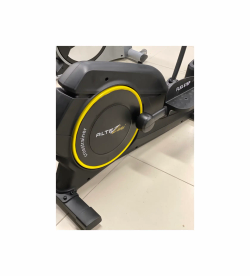 Эллиптический тренажёр заднеприводный Altezani E 140