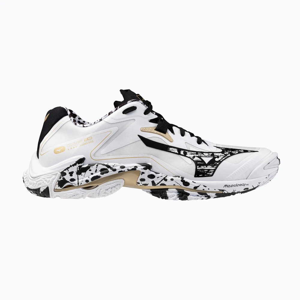 Кроссовки волейбольные Mizuno Wave Lightning Z8 white/black/ge gold