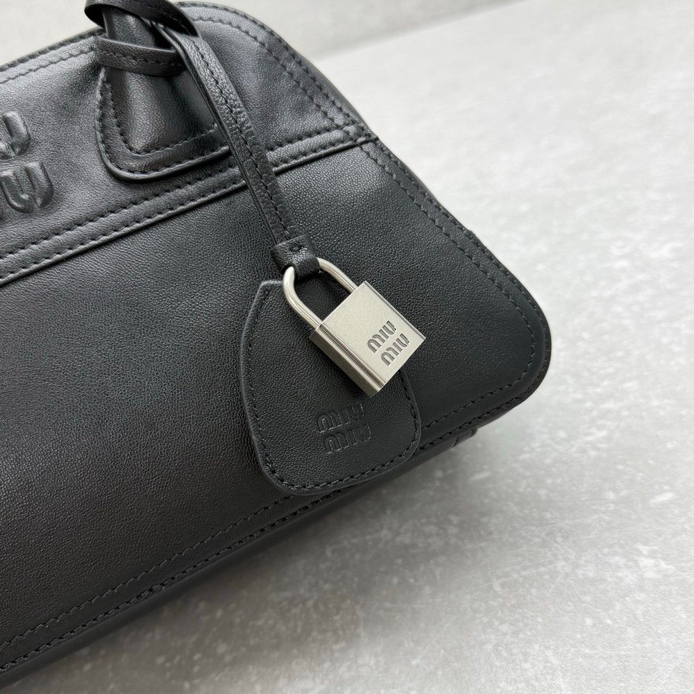 Miu Miu Vivant Bag 28 cm