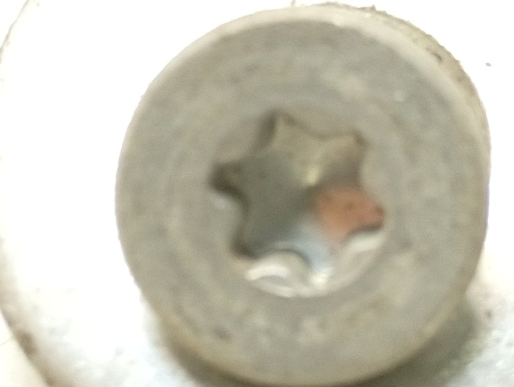 45У82 кт60 Болт крепления шкива для стиральной машины Атлант 45У82 б/у