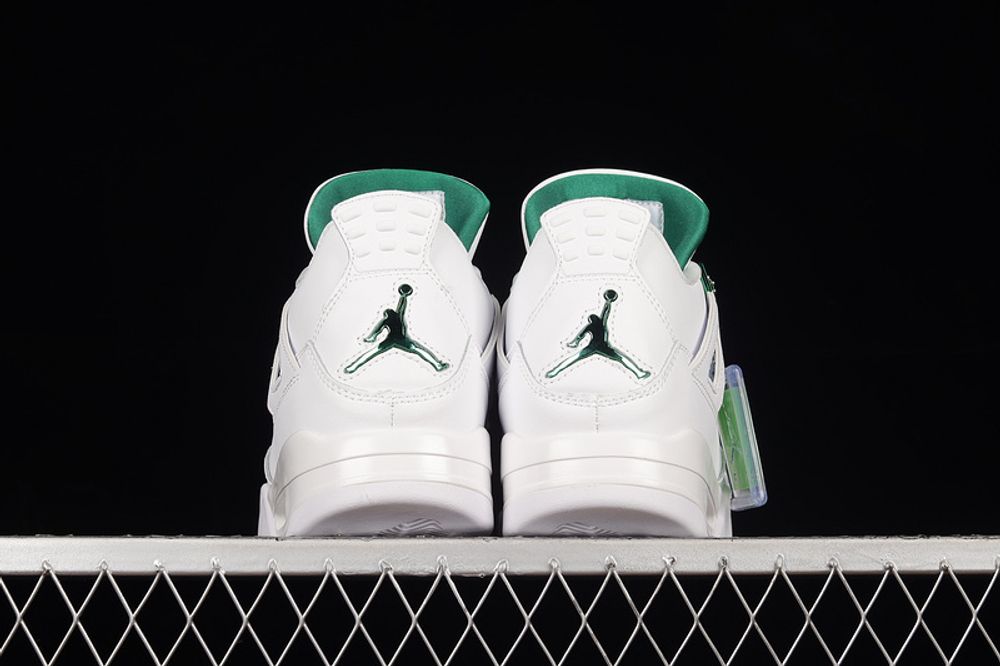 Jordan 4 Retro Metallic Green