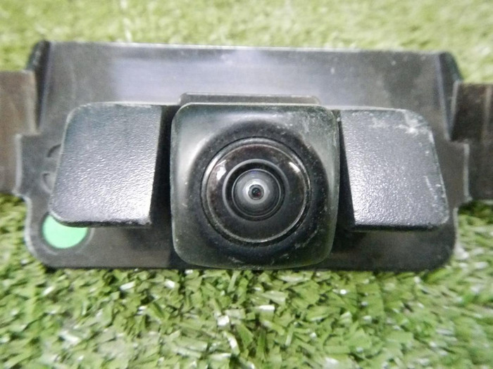 Камера задняя Toyota Camry xv70 (2017-2021)