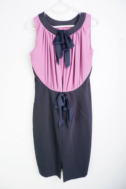 Платье Carla стильное, маркировка 36, визуально на 42 размер